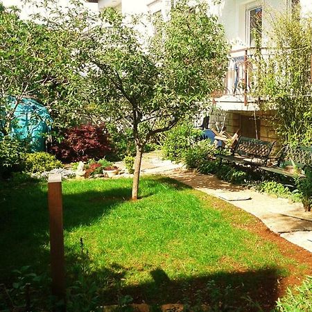 אומאג Apartmani Komunela מראה חיצוני תמונה